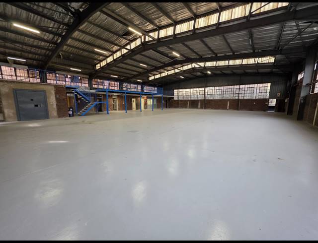 2,399M² WAREHOUSE TO LET IN OPHIRTON